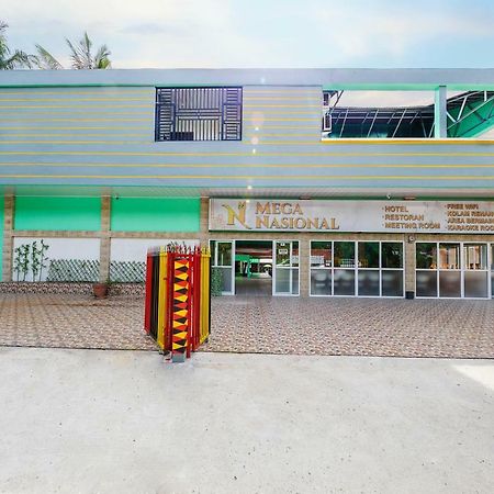 Mega Nasional Seaview Hotel Gunungsitoli Eksteriør bilde